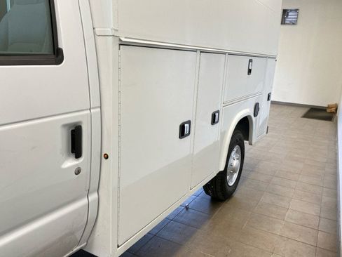 New 2026 Ford E-350 and Econoline 350 Super Duty w/ Power Equipment Group RWD image 5