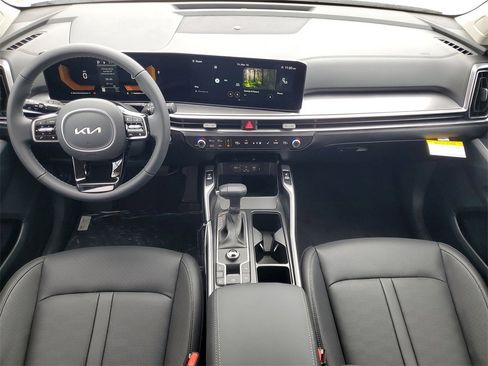 New 2025 Kia Sorento EX w/ Panoramic Sunroof Package image 25