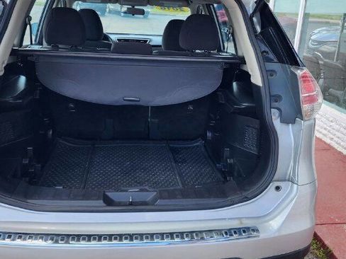 Used 2016 Nissan Rogue S AWD/4WD image 19