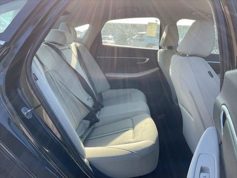 Used 2025 Hyundai Sonata SEL FWD image 16