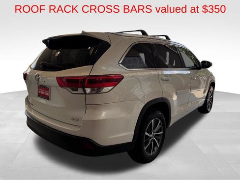 Used 2018 Toyota Highlander XLE FWD image 7