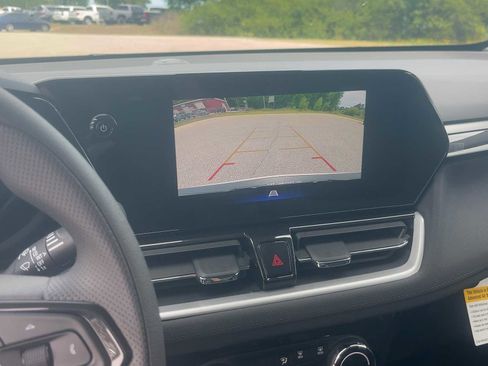 New 2026 Chevrolet TrailBlazer LT FWD image 17