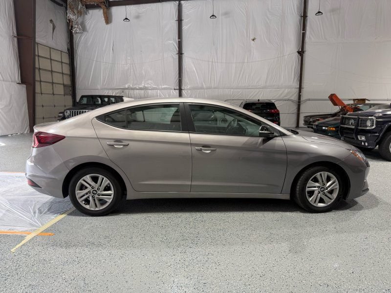 Used 2020 Hyundai Elantra Value Edition w/ Cargo Package (C1) FWD image 10