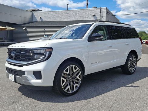 New 2025 Ford Expedition Platinum w/ Platinum Ultimate Package image 2