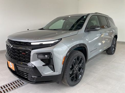 New 2026 Chevrolet Traverse RS w/ LPO, Floor Liner Package AWD/4WD image 1