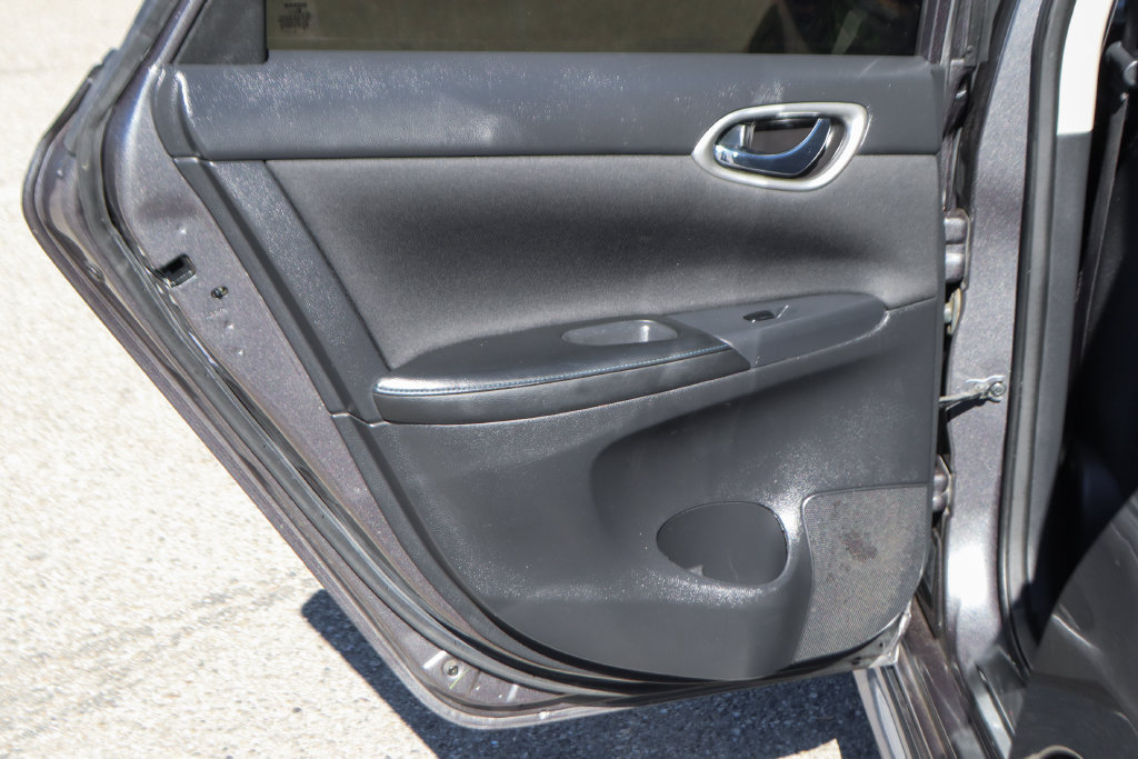 Used 2017 Nissan Sentra SR FWD image 30