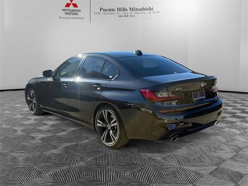 Used 2022 BMW 330i xDrive Sedan w/ M Sport Package image 7