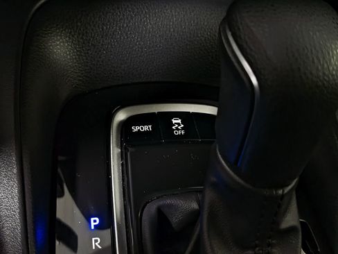 Used 2022 Toyota Corolla SE image 23