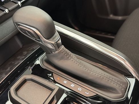 New 2026 GMC Canyon Elevation w/ Convenience Package image 31