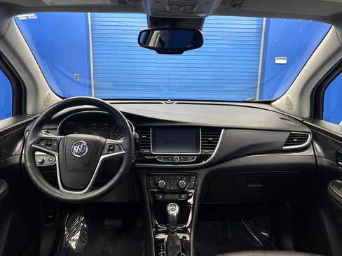 Used 2018 Buick Encore Essence AWD/4WD image 27