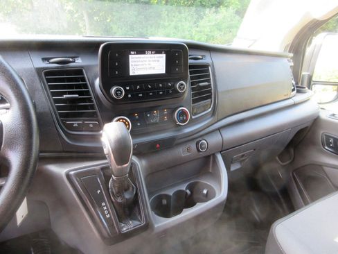 Used 2020 Ford Transit 150 Low Roof RWD image 31