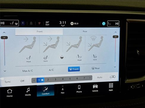 New 2026 Chrysler Pacifica Pinnacle w/ Trailer Tow Group image 16