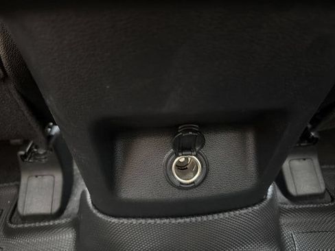 Used 2025 Kia Telluride S FWD image 25