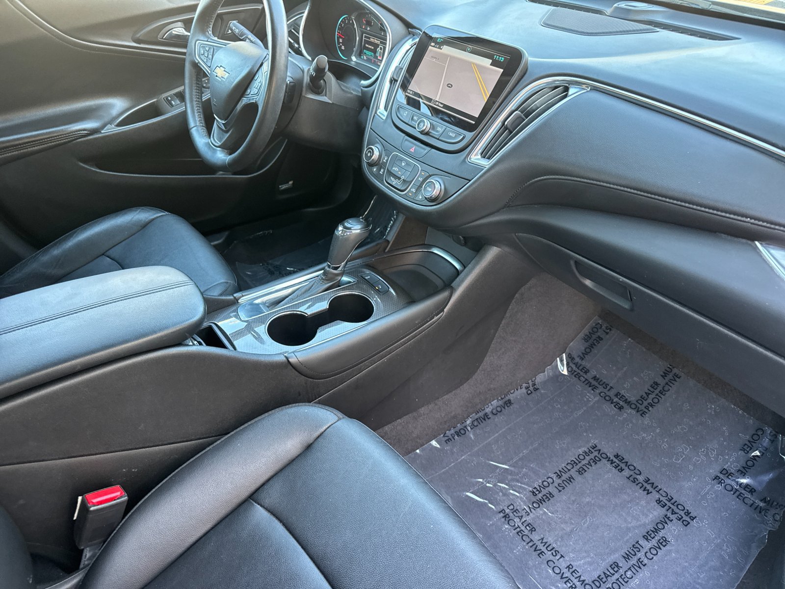 Used 2017 Chevrolet Malibu LT w/ Leather Package FWD image 15