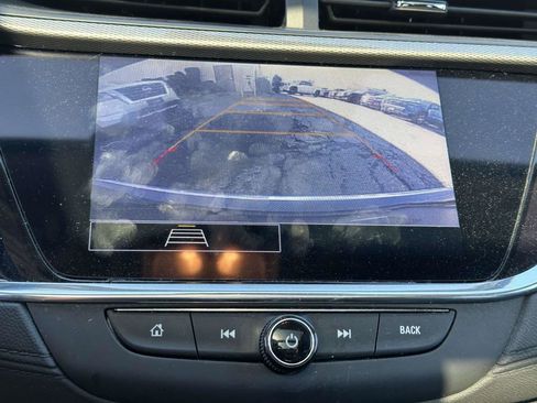 Used 2023 Buick Encore GX Essence w/ Experience Buick Package image 24