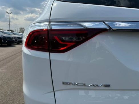 Used 2022 Buick Enclave Essence w/ LPO, Floor Liner Package image 35