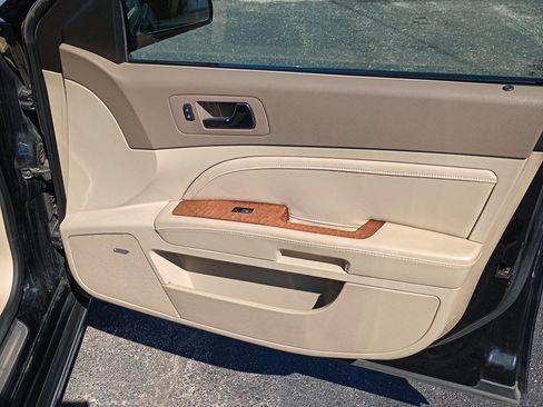 Used 2008 Cadillac STS w/ Preferred Equipment Group AWD/4WD image 22