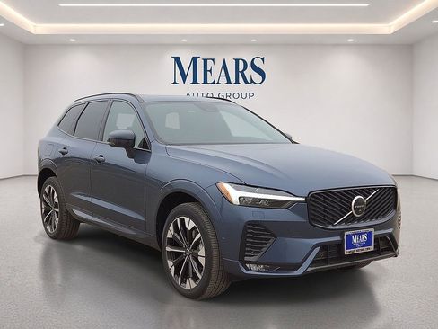 New 2026 Volvo XC60 B5 Plus w/ Protection Package Premier AWD/4WD image 7