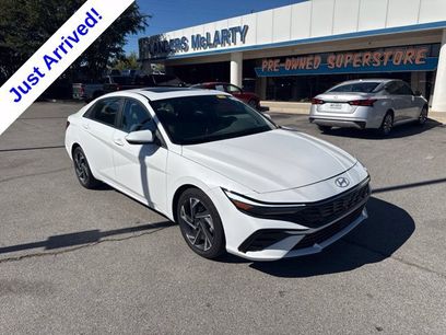 Used 2025 Hyundai Elantra SEL