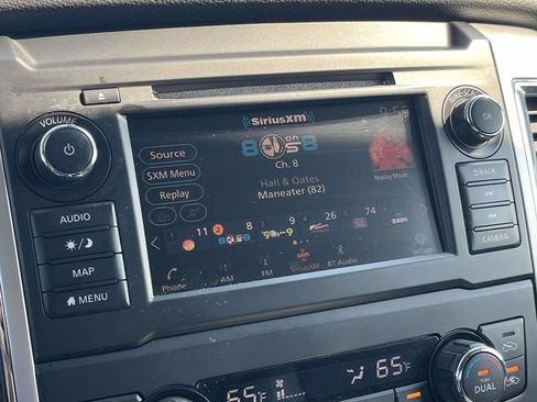 Used 2019 Nissan Titan SL RWD image 29