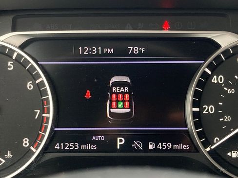 Used 2025 Nissan Pathfinder SV AWD/4WD image 15