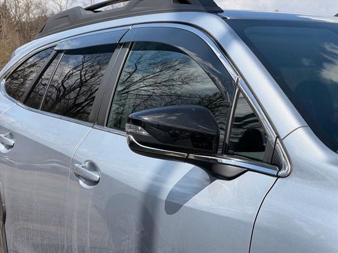 Used 2025 Subaru Outback Premium image 24