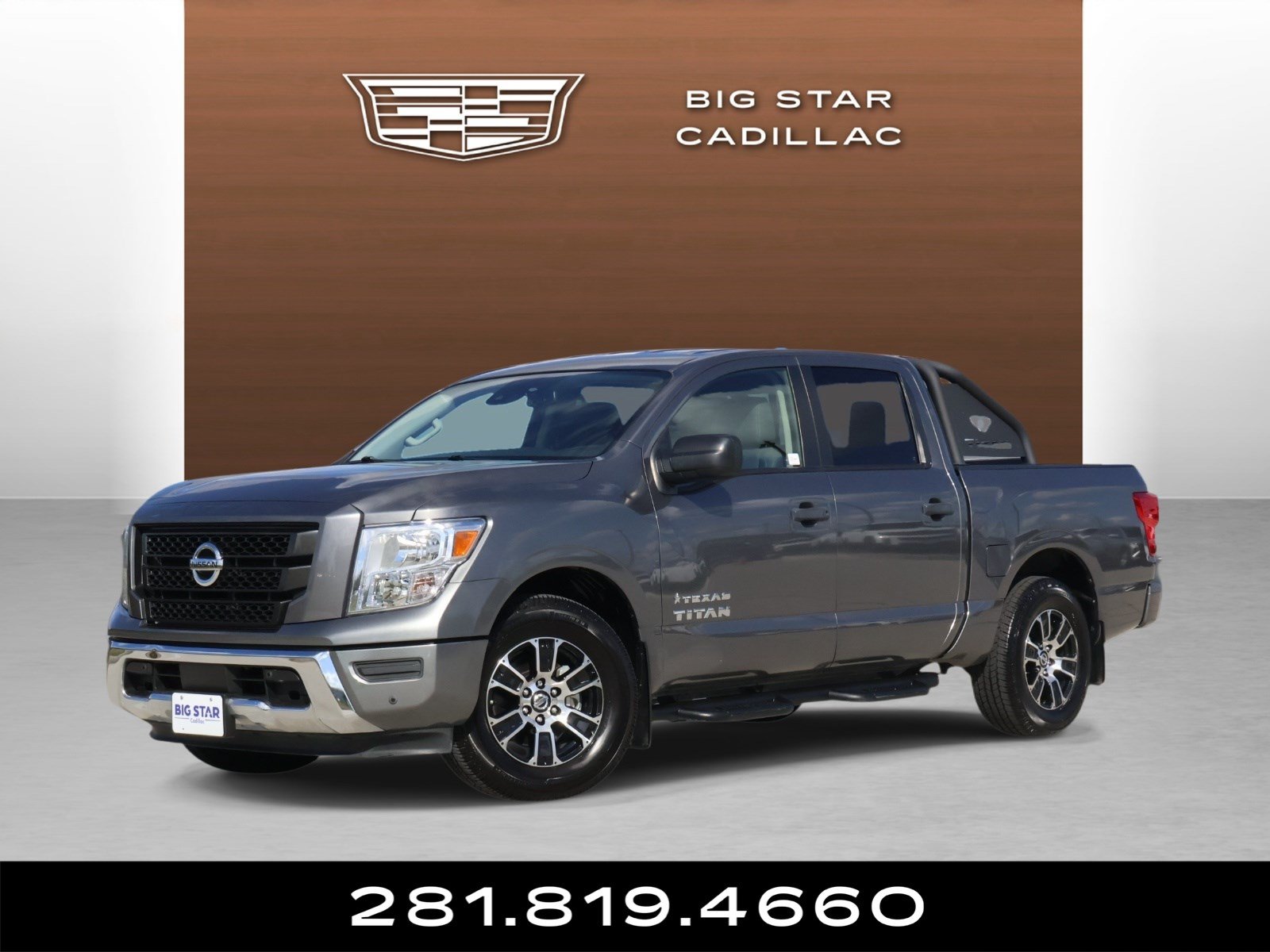 Used 2022 Nissan Titan SV w/ SV Convenience Package RWD image 1