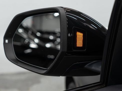 Used 2023 Audi Q8 Premium Plus w/ Premium Plus Package AWD/4WD image 54