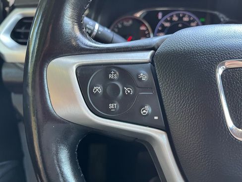 Used 2021 GMC Acadia SLT w/ Elevation Edition image 33