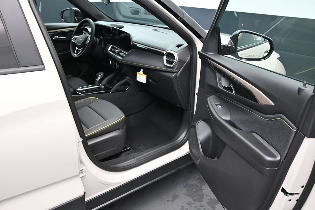 New 2026 Chevrolet TrailBlazer ACTIV w/ Driver Confidence Package AWD/4WD image 10