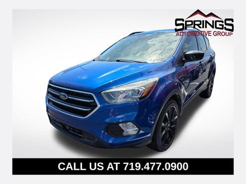 Used 2018 Ford Escape SE w/ SE Sport Appearance Package FWD image 1
