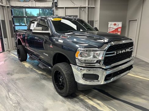 Used 2020 RAM 2500 Tradesman AWD/4WD image 1