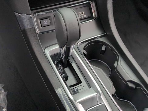 New 2026 Subaru Ascent Limited AWD/4WD image 30