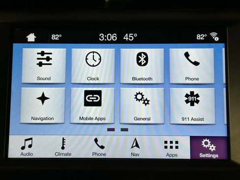 Used 2017 Ford Fusion Titanium image 17