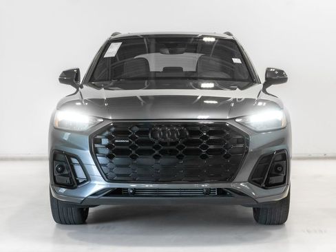 Used 2024 Audi Q5 2.0T Premium w/ Summer of Audi Package AWD/4WD image 5