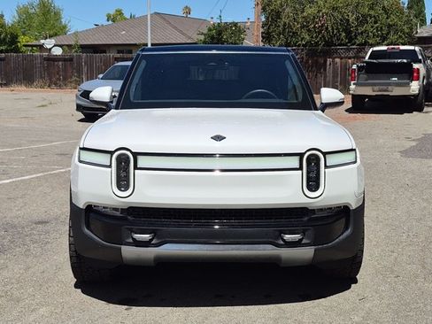 Used 2023 Rivian R1S Adventure AWD/4WD image 2