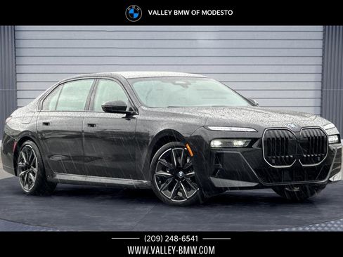 New 2026 BMW 760i xDrive image 1