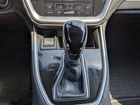 Used 2022 Subaru Outback Premium AWD/4WD image 20