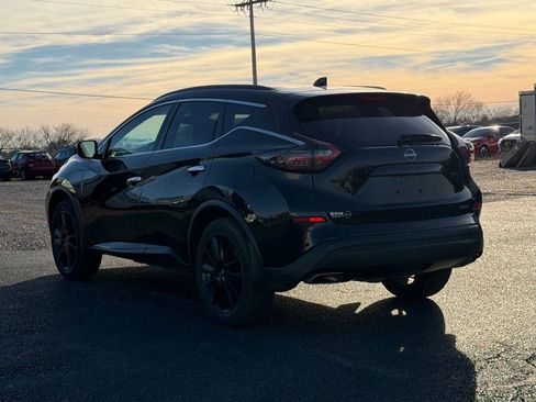 Used 2023 Nissan Murano SV w/ SV Midnight Edition Package image 7