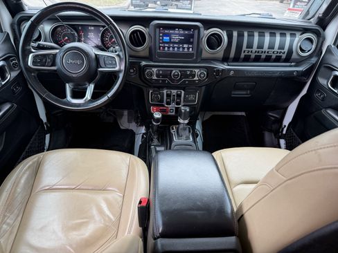 Used 2018 Jeep Wrangler Unlimited Rubicon image 17