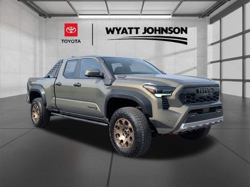 New 2026 Toyota Tacoma 4x4 Double Cab Hybrid image 7