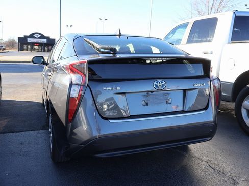 Used 2017 Toyota Prius Four Touring image 21