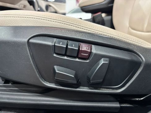 Used 2018 BMW X1 sDrive28i FWD image 13