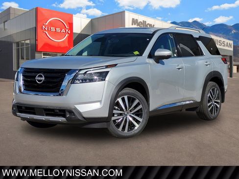 New 2025 Nissan Pathfinder Platinum w/ Lighting Package (N92) image 1