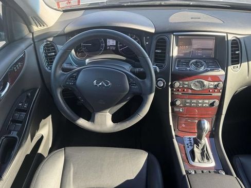 Used 2017 INFINITI QX50 AWD w/ Premium Package image 33