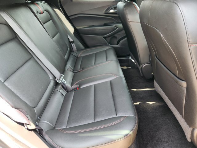 Used 2024 Chevrolet Trax RS w/ Sunroof Package FWD image 30