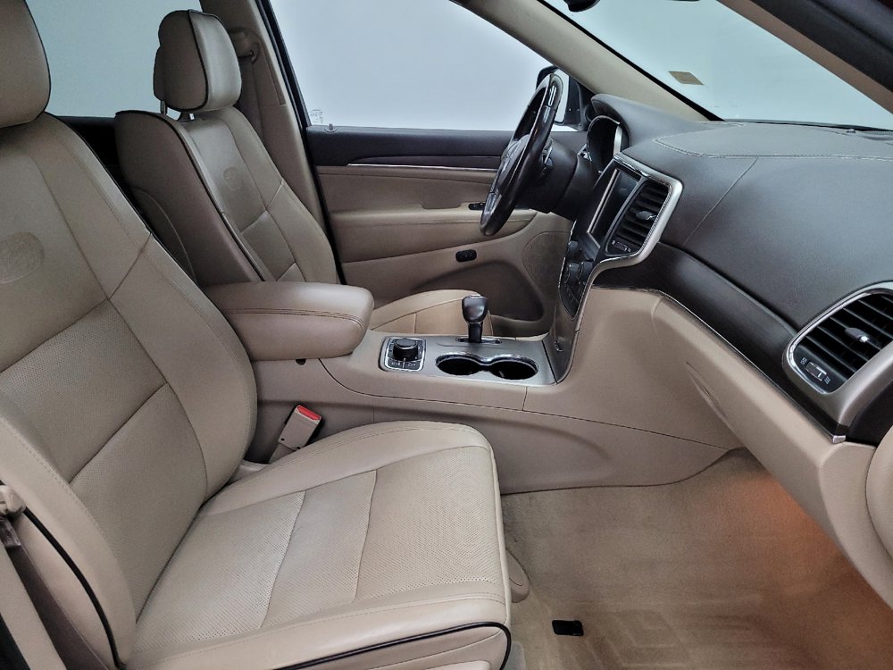 Used 2014 Jeep Grand Cherokee Overland w/ Advanced Technology Group AWD/4WD image 21
