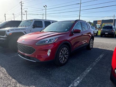 Certified 2020 Ford Escape Titanium w/ Titanium Premium Package 2.0 AWD/4WD image 1