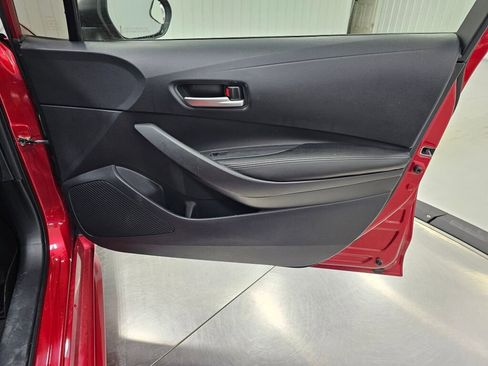Used 2020 Toyota Corolla LE w/ Carpet Mat Package (TMS) image 34
