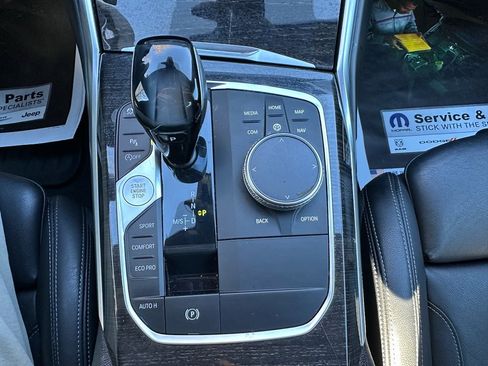 Used 2019 BMW 330i xDrive Sedan w/ Premium Package image 23